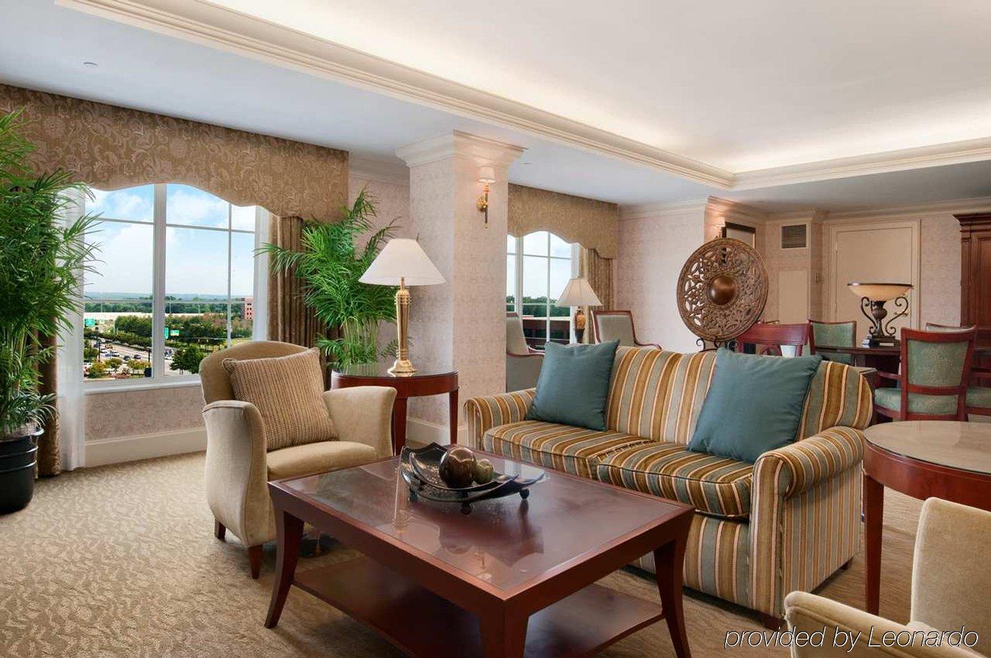 Hilton Columbus At Easton Hotel Interior photo